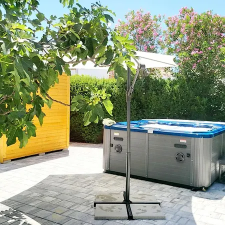 Lejlighed Mit Jacuzzi Und Sauna